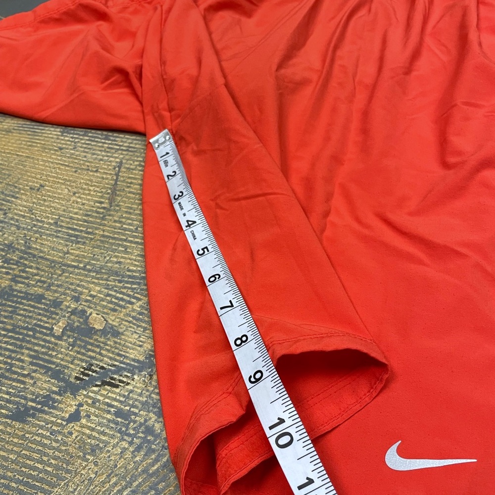 Nike Freedom 9” Running Shorts 373745-835 Large Infrared Black Challenger - Picture 11 of 15